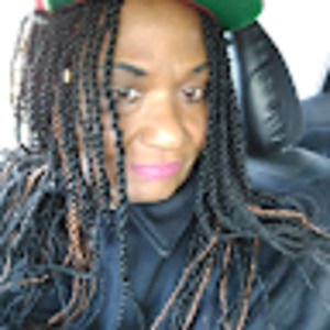 Meet your Posher, Evelyn